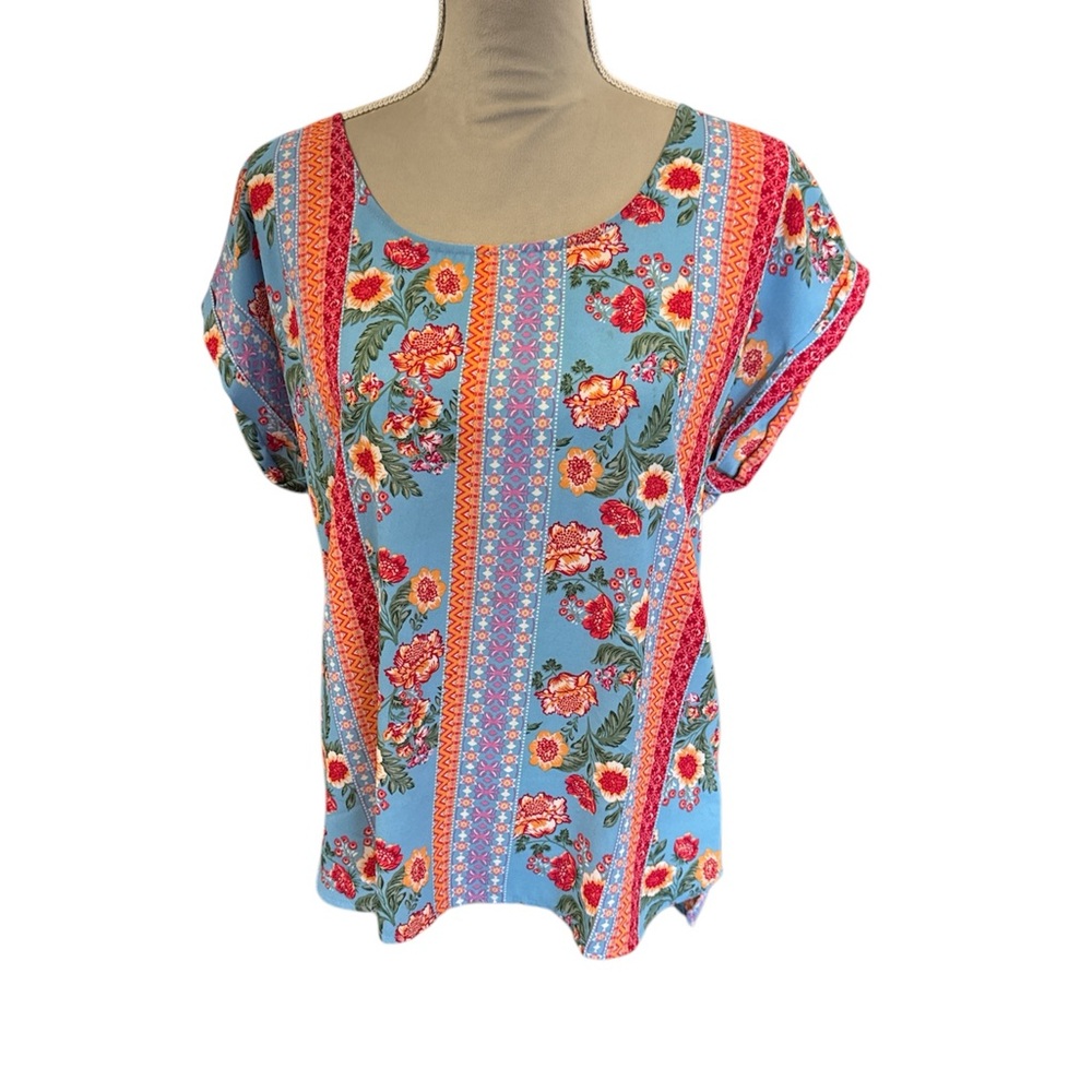 Pink Rose 🌹 Floral Blue and Red Women's Top